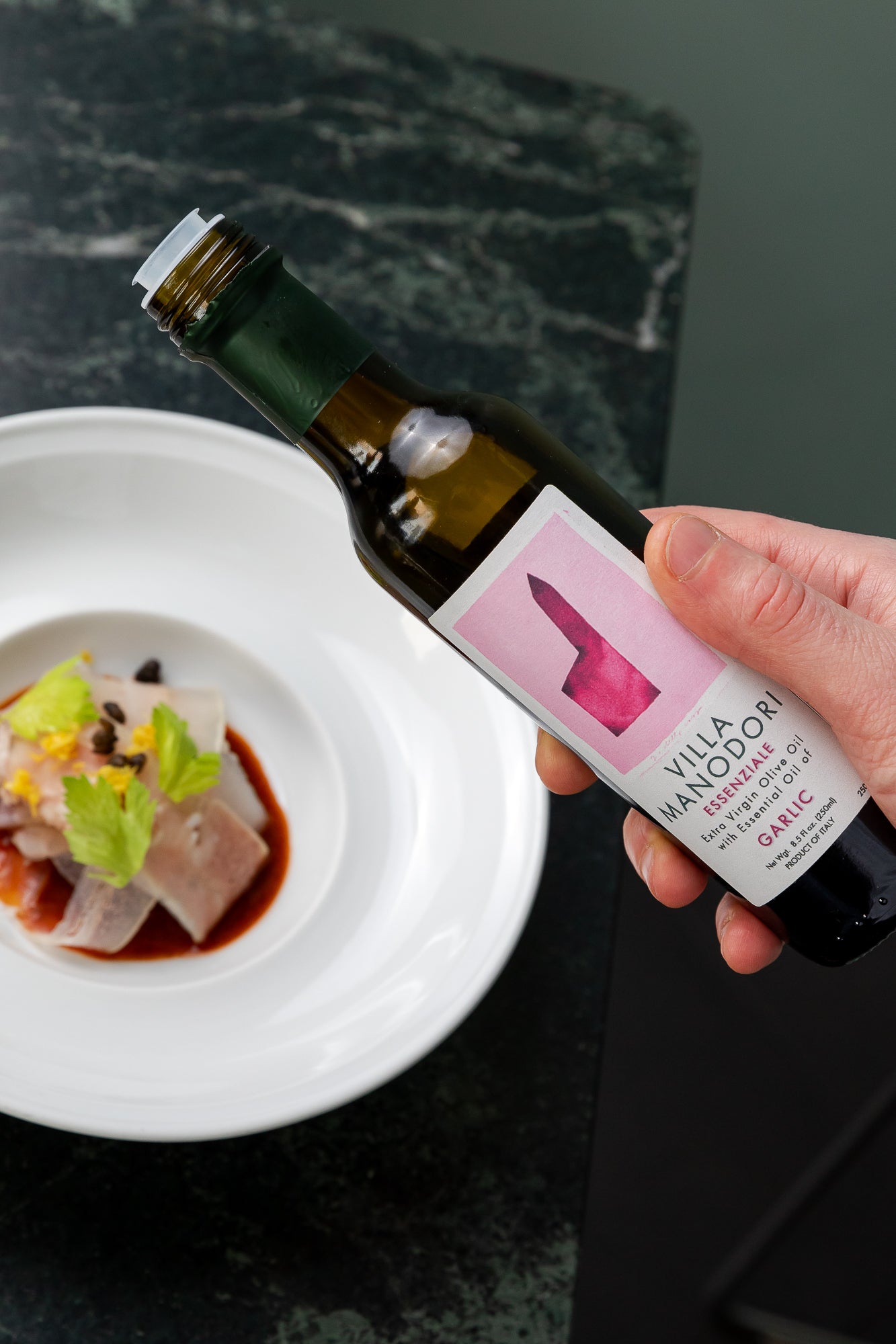 Garlic - Essenziale Extra Virgin Olive Oil