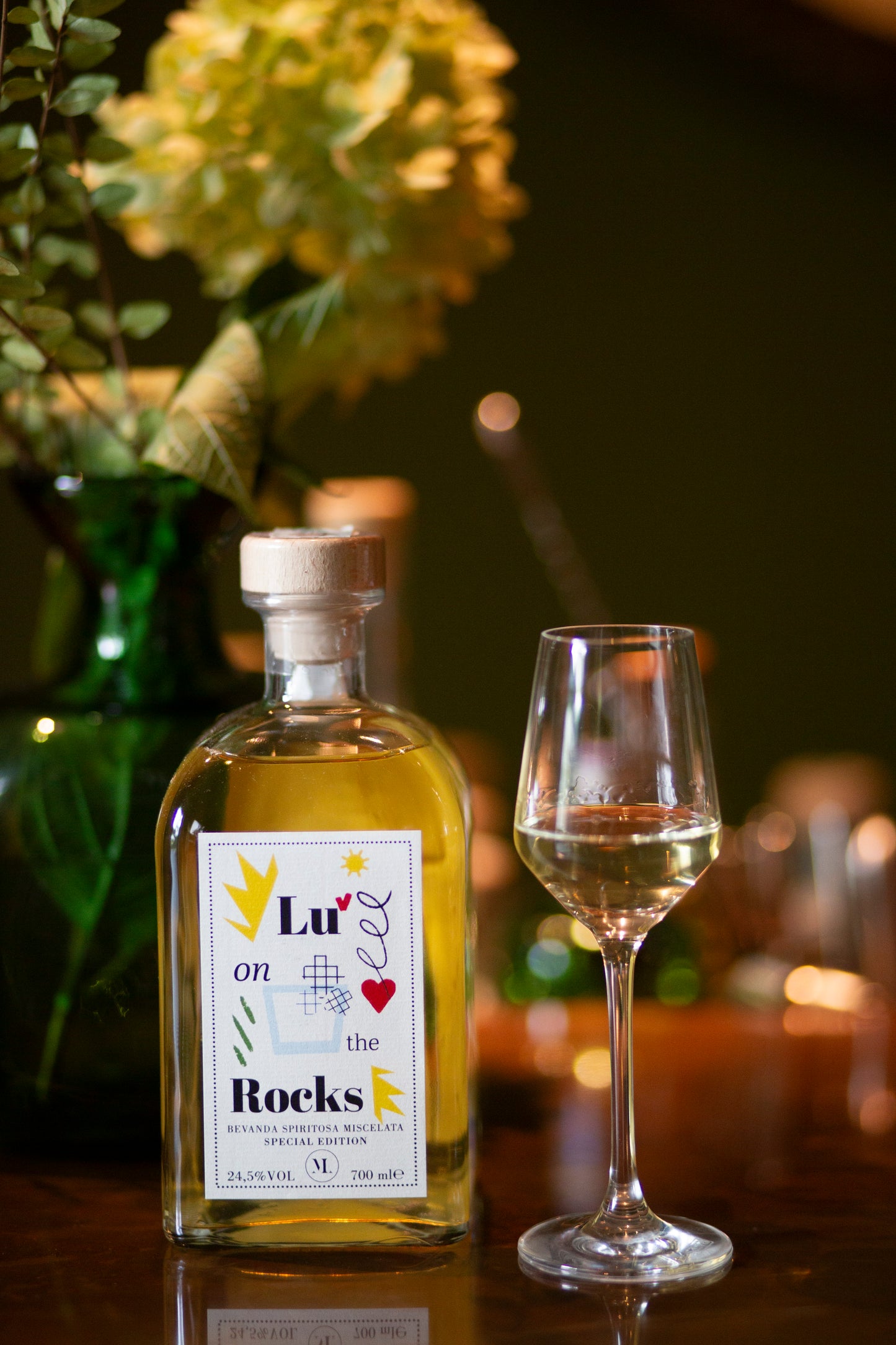 Luv On The Rocks - 700 ml