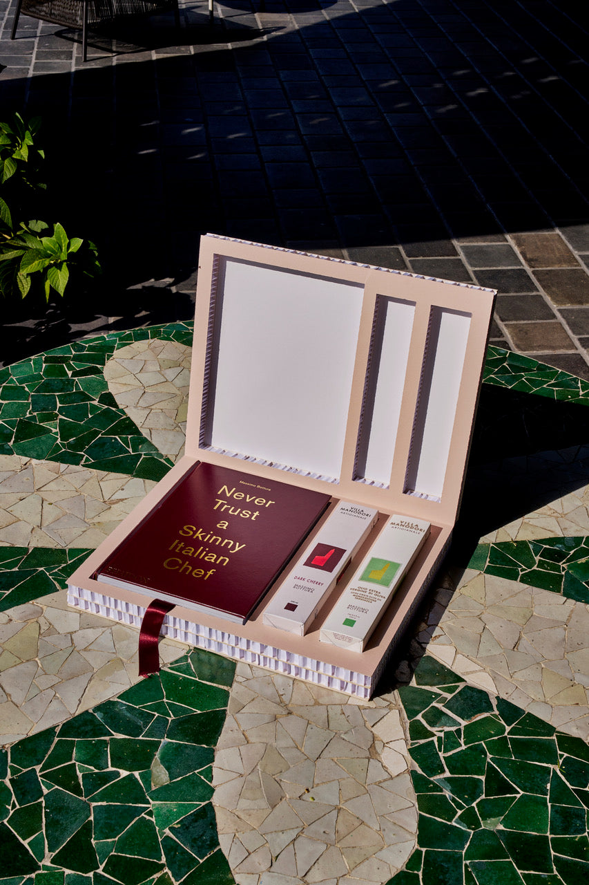 Limited Edition Bundle – NEVER TRUST A SKINNY ITALIAN CHEF by Massimo Bottura
