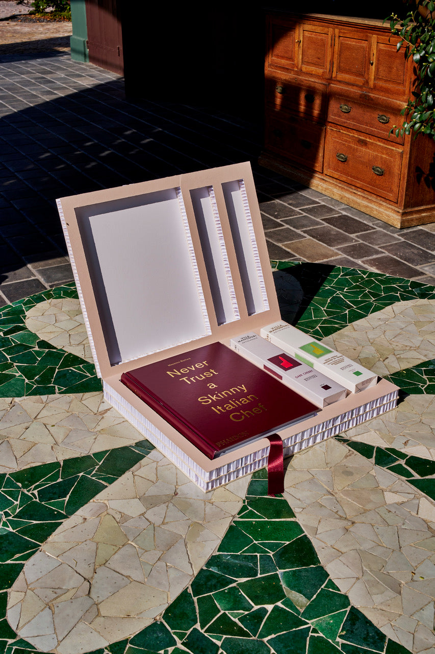Limited Edition Bundle – NEVER TRUST A SKINNY ITALIAN CHEF by Massimo Bottura